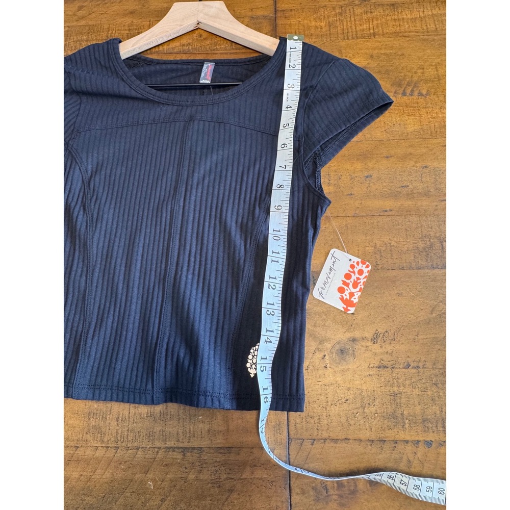 Free People x FP Movement Tempo Ribbed Baby Tee Crop Tee Yoga Athleisure Sport - Picture 10 of 10